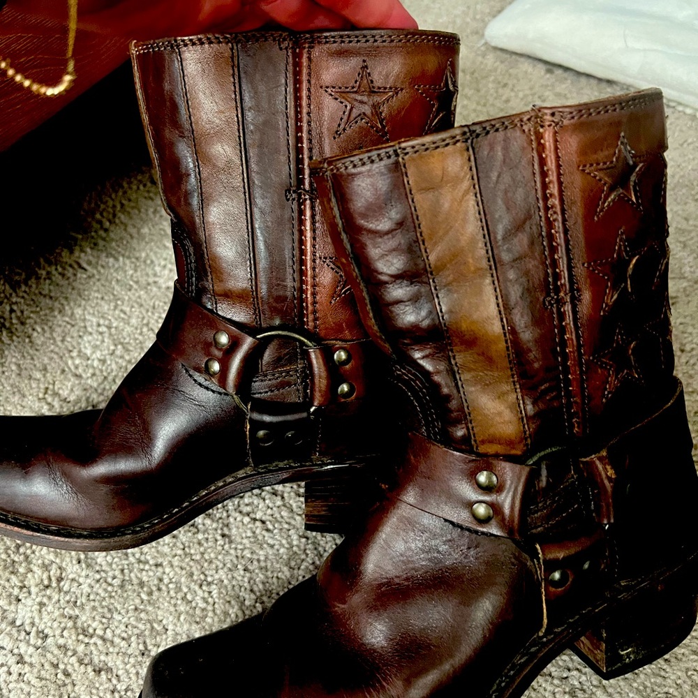 The Frye and Co 150 Anniversary cutout  star short mid calf boots